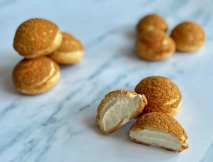 Vanilla Bean Cream Puffs